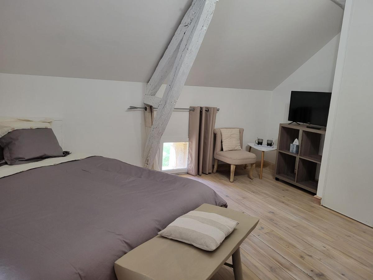 Le Clos Des Figuiers - 3 Chambres D'Hotes De Charme Duravel Екстер'єр фото
