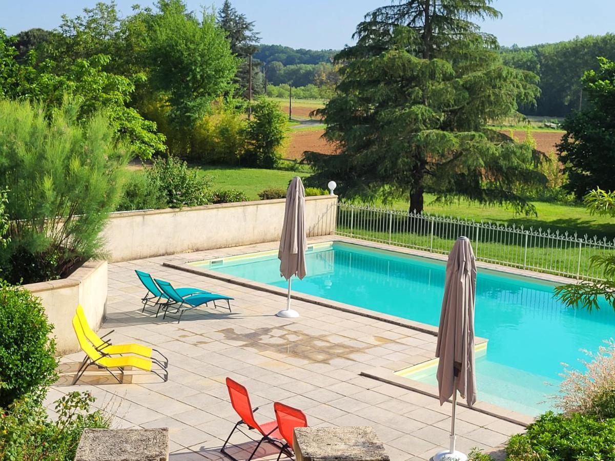 Le Clos Des Figuiers - 3 Chambres D'Hotes De Charme Duravel Екстер'єр фото